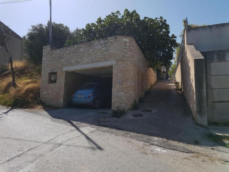 Chersonisos Kreta, Chersonisos: Steinvilla in der Nähe des hübschen Dorfplatzes Haus kaufen